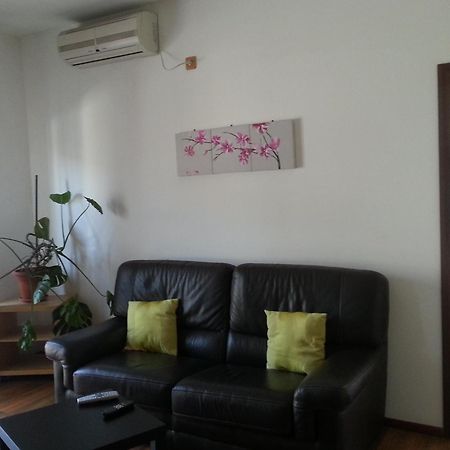 Banu Manta Apartments Bucarest Chambre photo