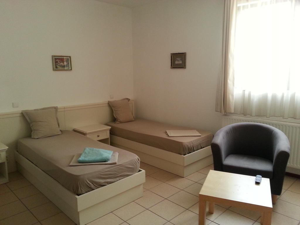 Banu Manta Apartments Bucarest Chambre photo