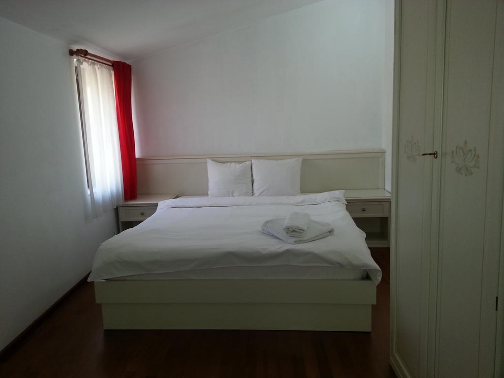 Banu Manta Apartments Bucarest Chambre photo